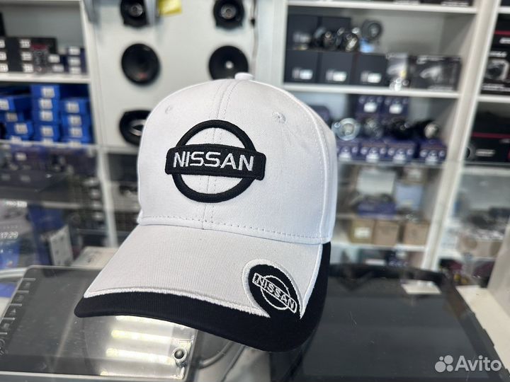 Кепка Nissan