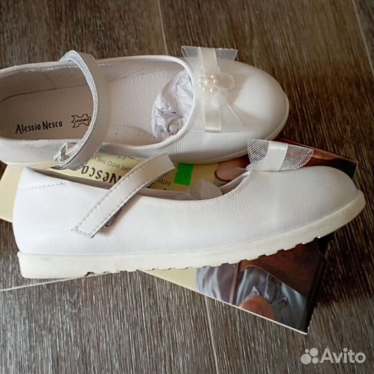 Туфли белые на девочку 33 размера