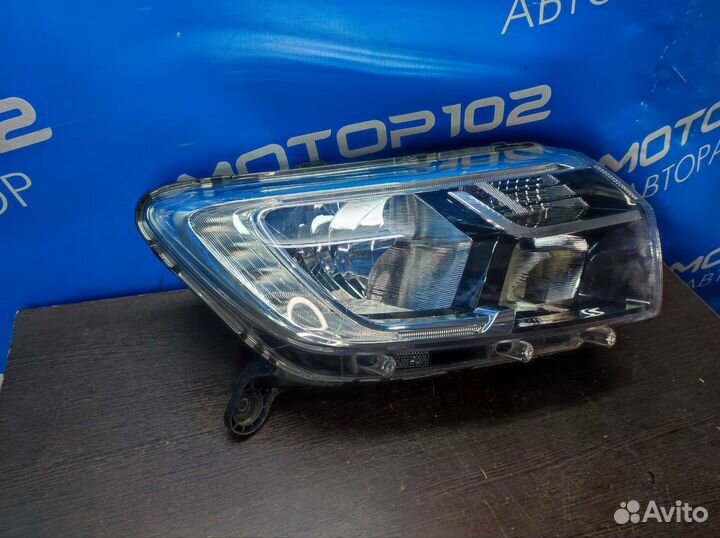 Правая фара с дхо Renault Logan 2 Рест