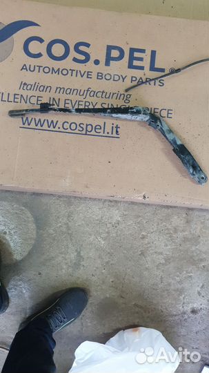 Поводок Дворников Ивеко