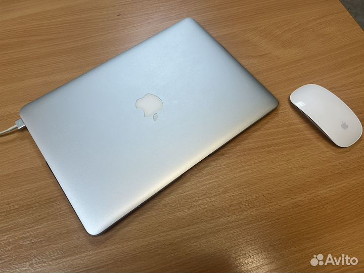 Apple MacBook Air 13 early 2015 i7 256gb