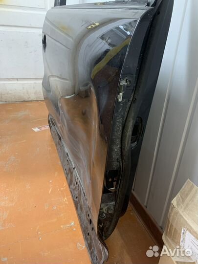 Дверь передняя правая VW Tiguan (2007-2016)