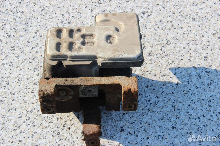 Блок клапанов ABS Escalade GMT800