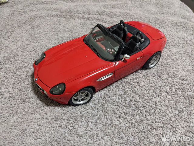 BMW Z8 1:18