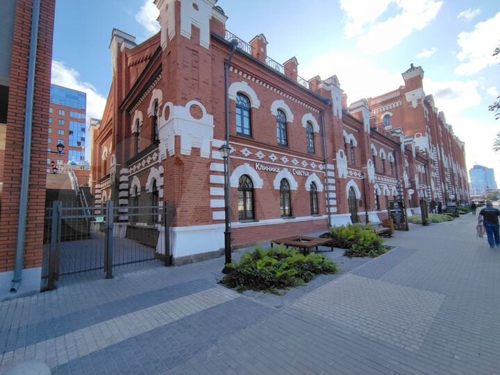 Торговая площадь, 160 м²