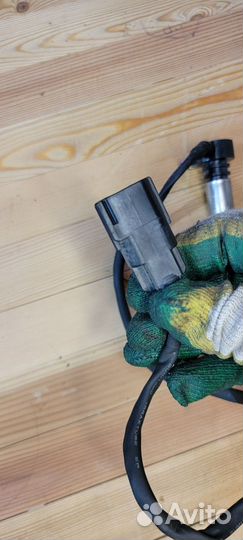 Датчик положения распредвала volvo