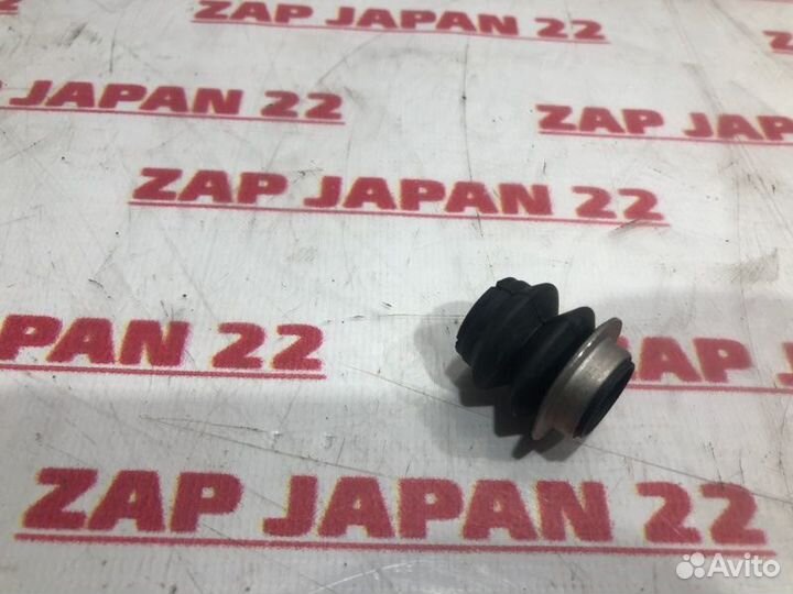 Пыльник направляющей суппорта Toyota