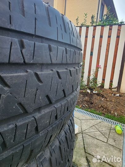 Bridgestone Dueler H/L 275/55 R20 111S