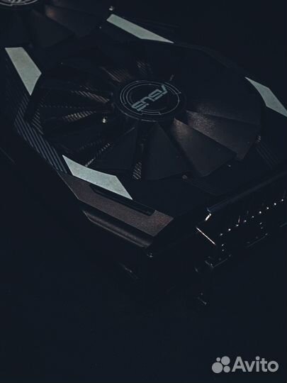 Видеокарта Asus RX 580 8GB Обслужена