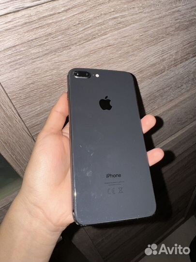 iPhone 8 Plus, 64 ГБ