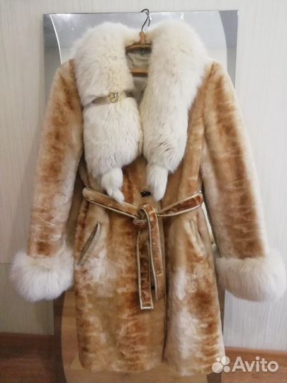 Шуба мутон бежевая 48-50