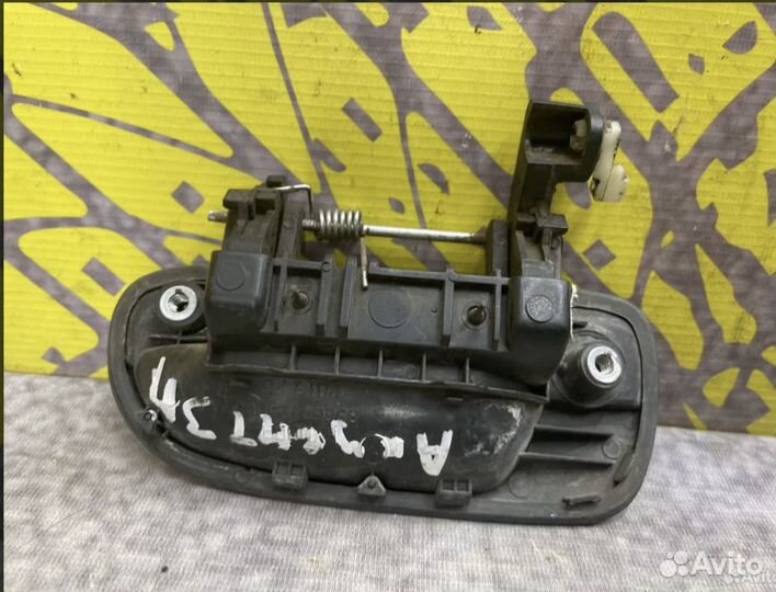 Ручка задней правой двери Accent Акцент