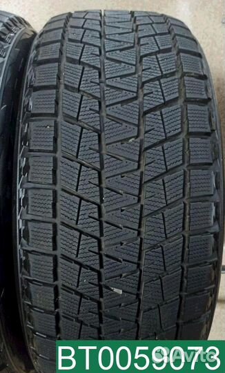 Bridgestone Blizzak DM-V1 285/45 R22 99M