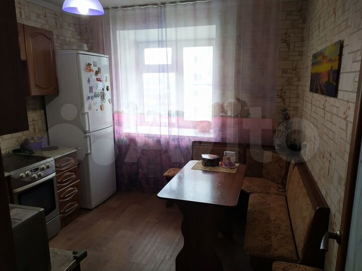 3-к. квартира, 98 м², 6/10 эт.
