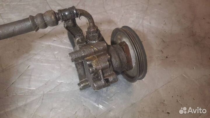 Насос гидроусилителя руля Land Rover Freelander