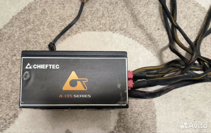 Блок питания Chieftec A-135 Series 750W