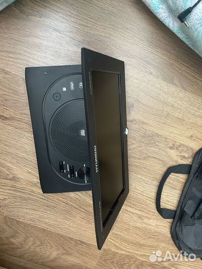 Портативный видеопроигрыватель