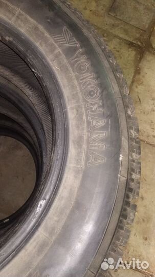 Yokohama Ice Guard IG65 215/65 R16 98Q