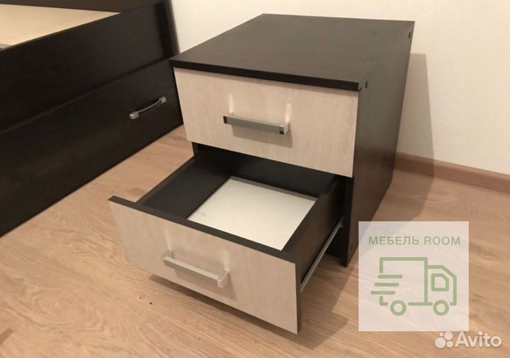 Тумба прикроватная