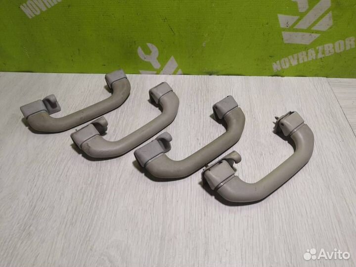 Ручка внутренняя потолочная Фольксваген Гольф 3