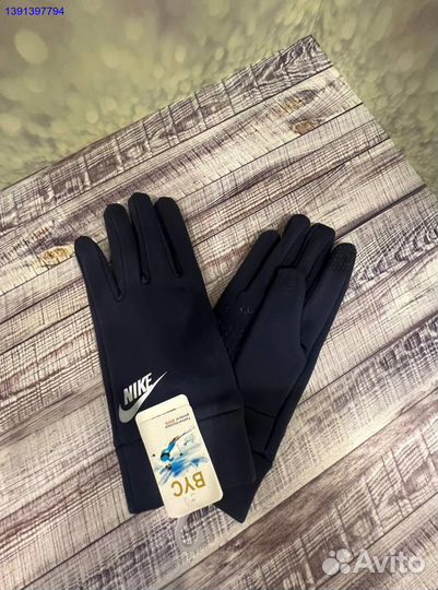 Перчатки Nike новые