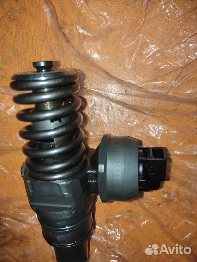 Насос-форсунка Bosch 038 130 073 BP