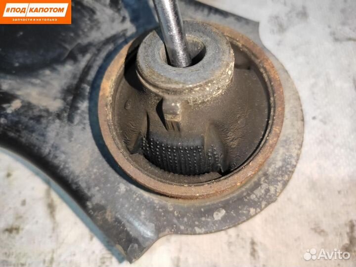 Рычаг передний правый нижний Nissan Qashqai 2 2015