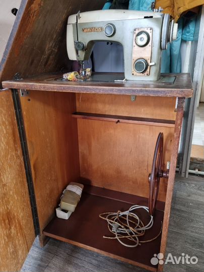Швейная машина Veritas