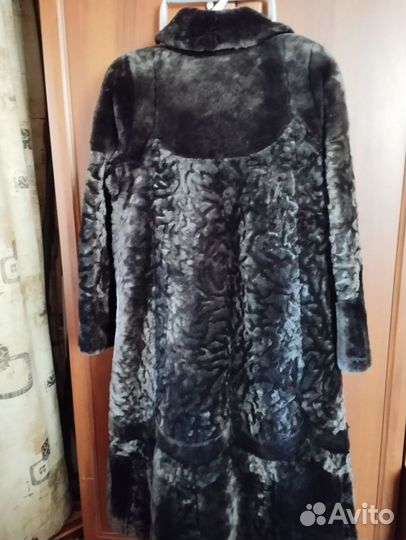 Шуба женская мутоновая р. 46