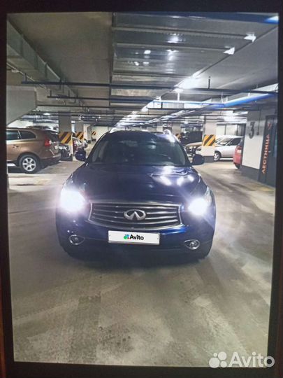 Infiniti QX70 3.0 AT, 2016, 84 500 км