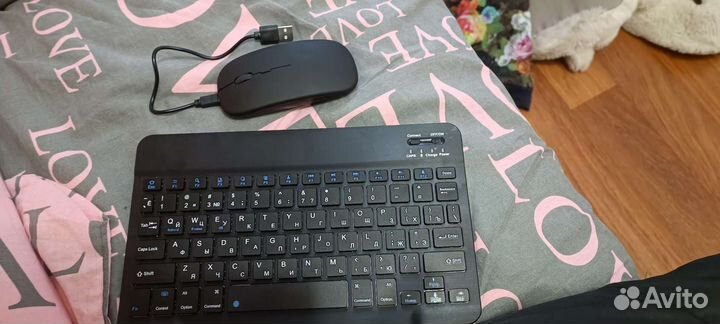 Клавиатура беспроводная и мышка