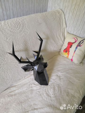 Полигональная фигура: Голова оленя из бумаги декор