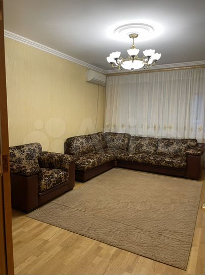 3-к. квартира, 110 м², 5/9 эт.