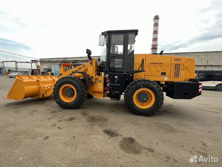 Фронтальный погрузчик Lonking CDM836N, 2023