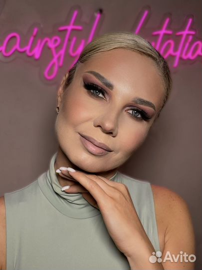 Выезд на дом. Стилист по прическам и макияжу