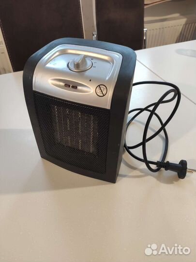 Тепловентилятор обогреватель