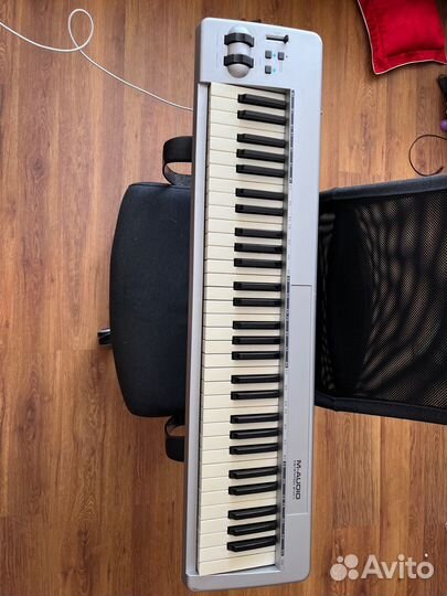 Миди клавиатура m-audio 61 keystation