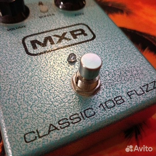 Гитарный эффект MXR Fuzz