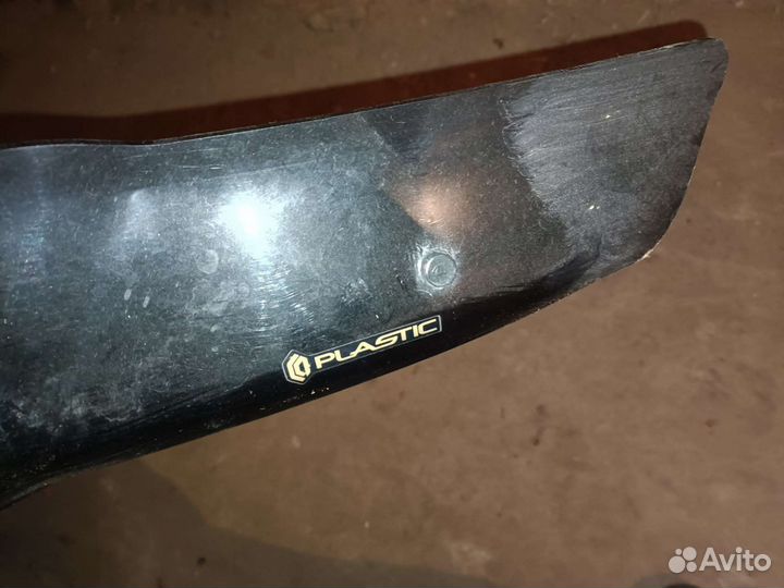 Дефлектор капота Nissan Almera Classic B10