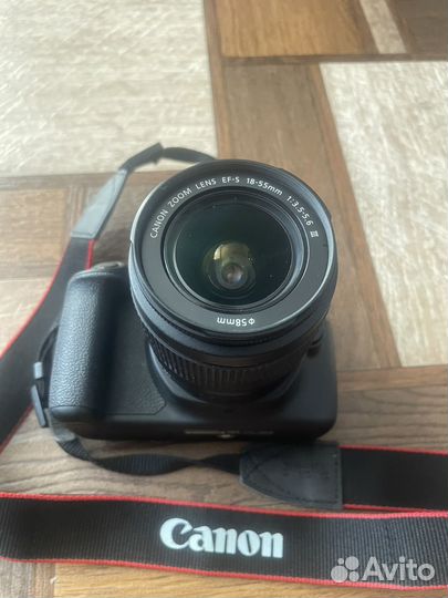 Зеркальный фотоаппарат canon