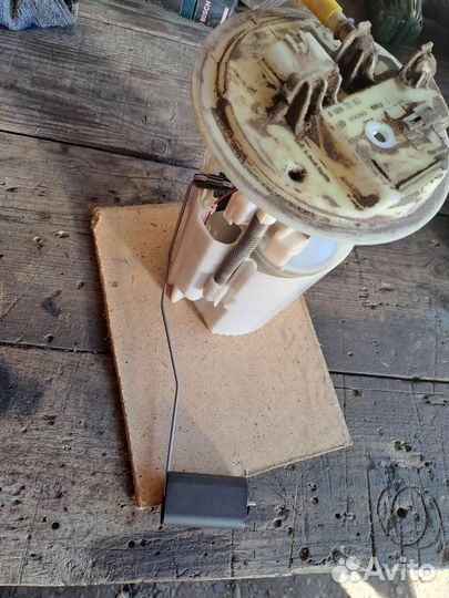 Бензонасос