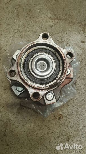 Ступичный подшипник ступица Nissan