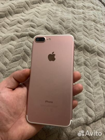 Телефон iPhone 7 plus