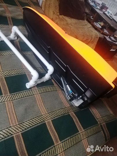 Прикормочный кораблик для рыбалки
