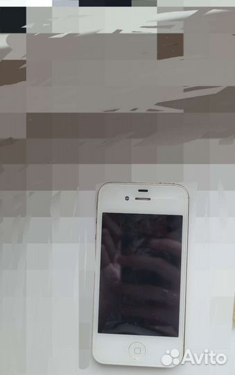 Телефон iPhone 4s