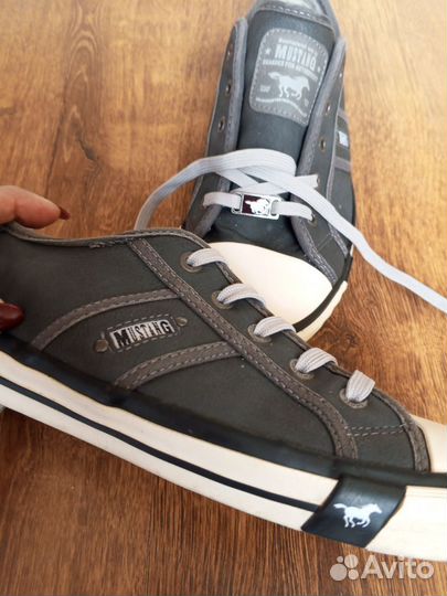 Кеды Mustang 39р