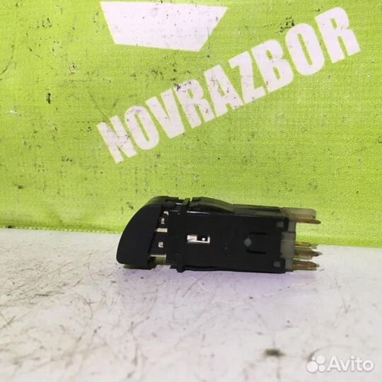 Кнопка обогрева заднего стекла Шкода Фелиция