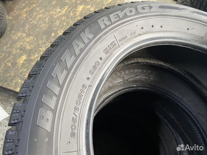 Bridgestone Blizzak Revo GZ 205/60 R16 92Q