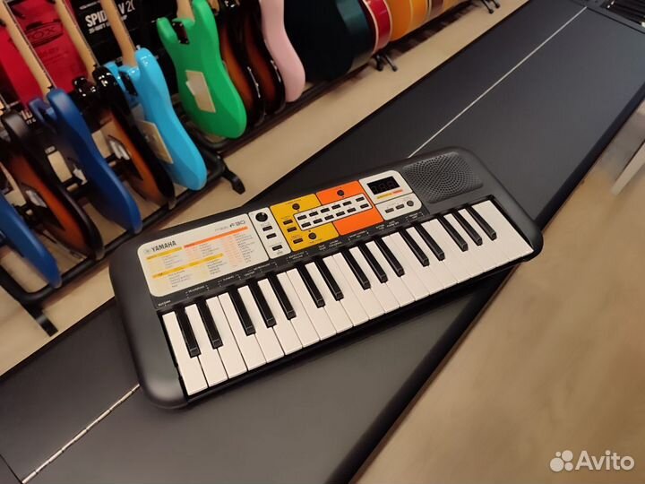 Синтезатор Yamaha PSS-F30