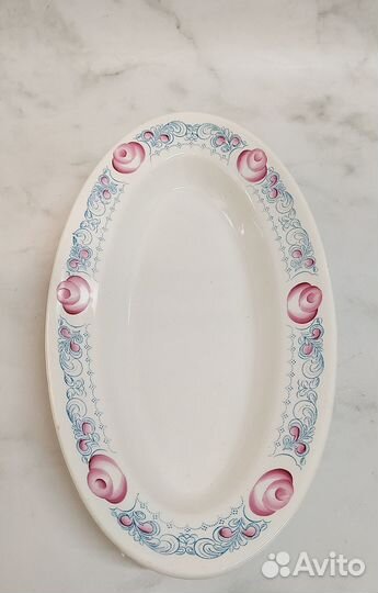 Блюдо овальное